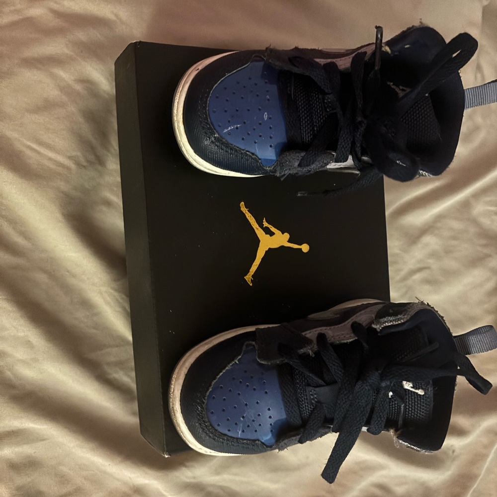 Beautiful jordans as a child in excellent condition very little use